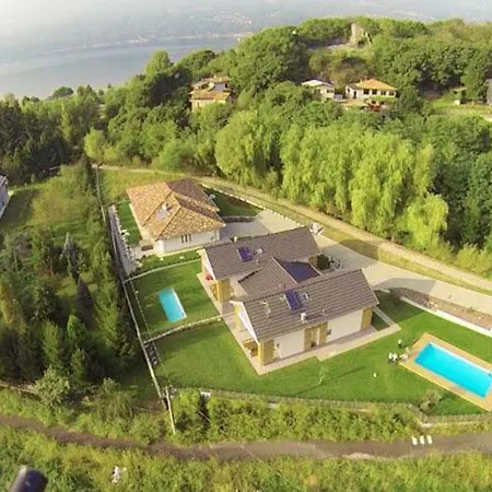 Allegria Gialla Ferienvilla Mit Pool 빌라